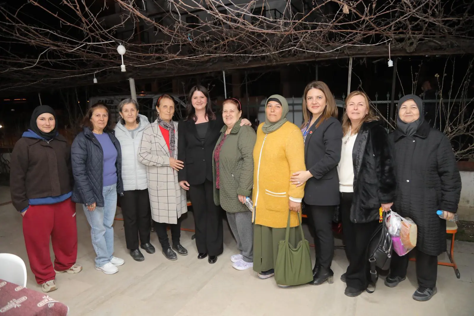 EDİRNE BELEDİYE BAŞKANI FİLİZ GENCAN VATANDAŞLA BULUŞMAYA DEVAM EDİYOR galeri görseli